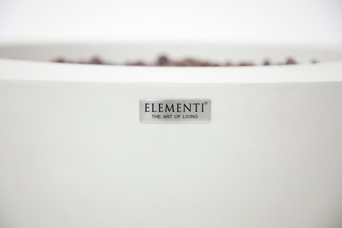 Detail ohniště LUNAR BOWL Cream White se štítkem ELEMENTI